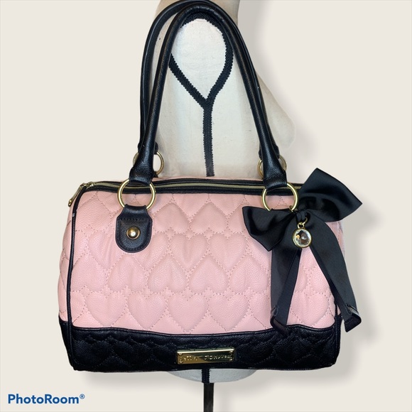 Betsey Johnson Handbags - 90’s Betsey Johnson Be Mine Puffy Hearts Bag